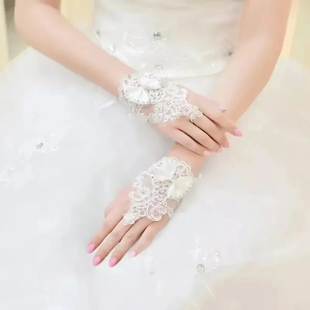 GUANTES DE CEREMONIA  CORTOS 4