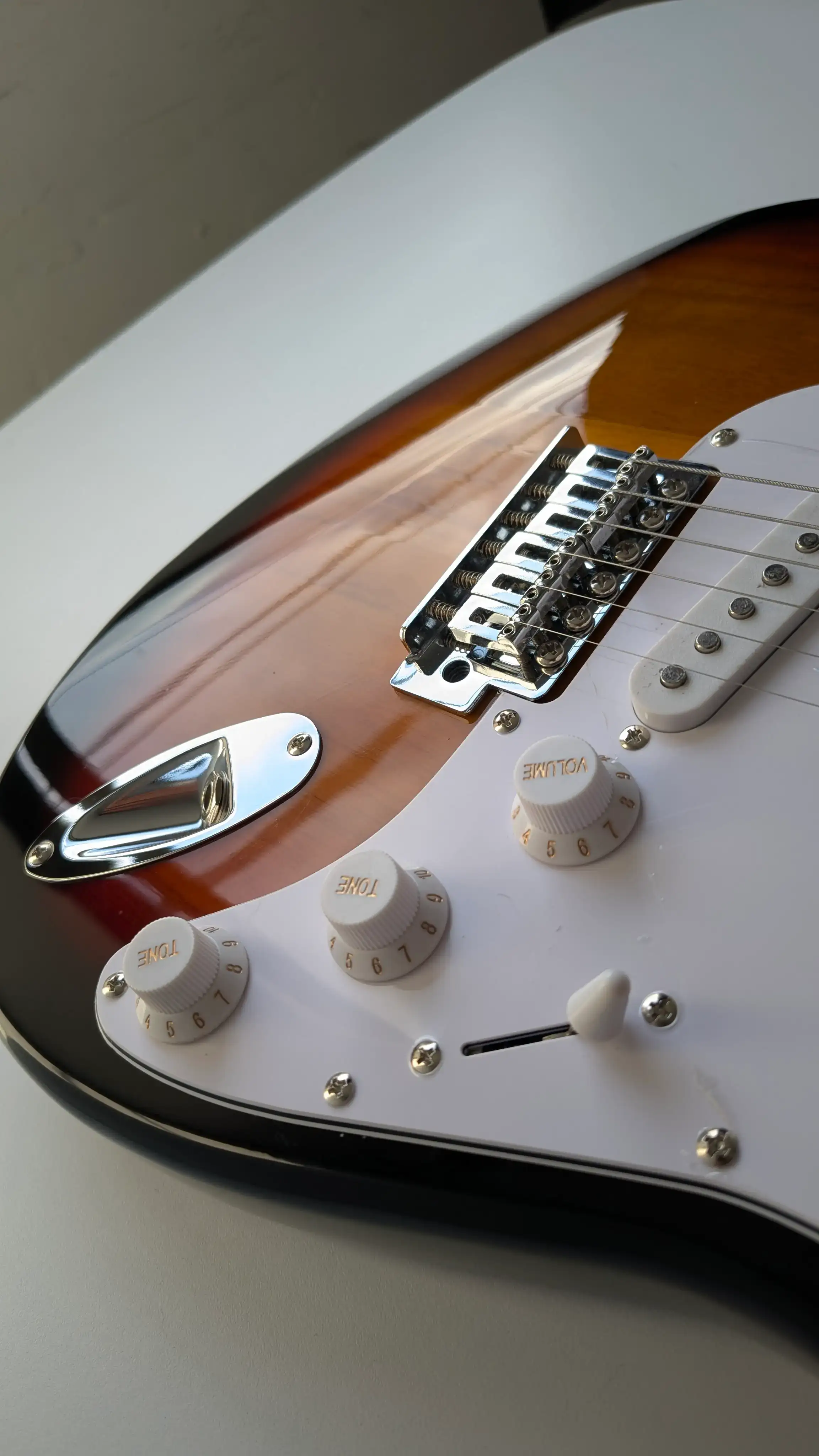 Guitarra eléctrica Stratocaster ROCKR Licenced USA  2