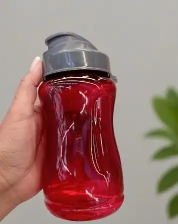 Termo pequeño rojo