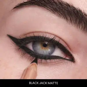 Cyplay eye lines.