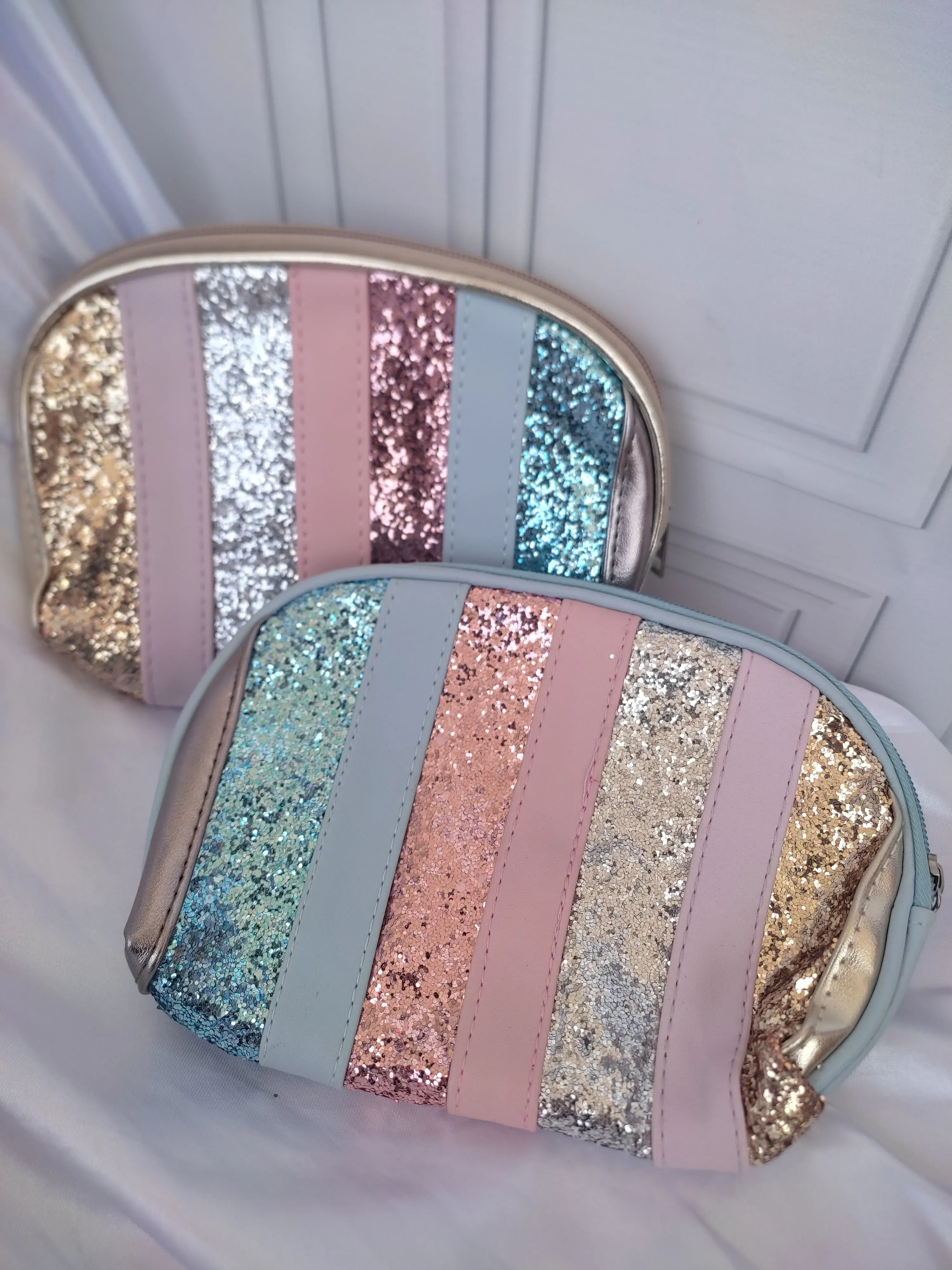 COSMETIQUERA GLITTER