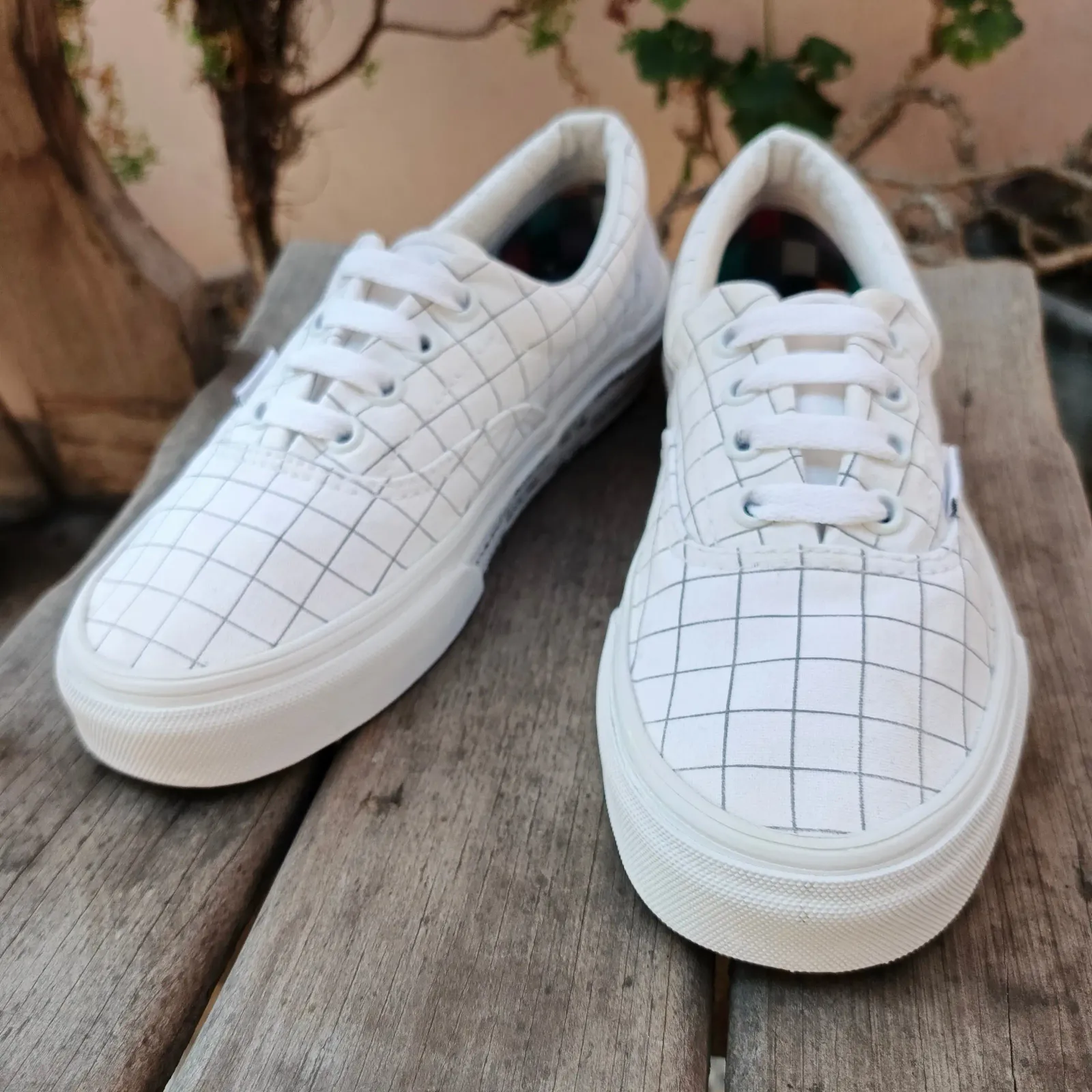 Vans 2