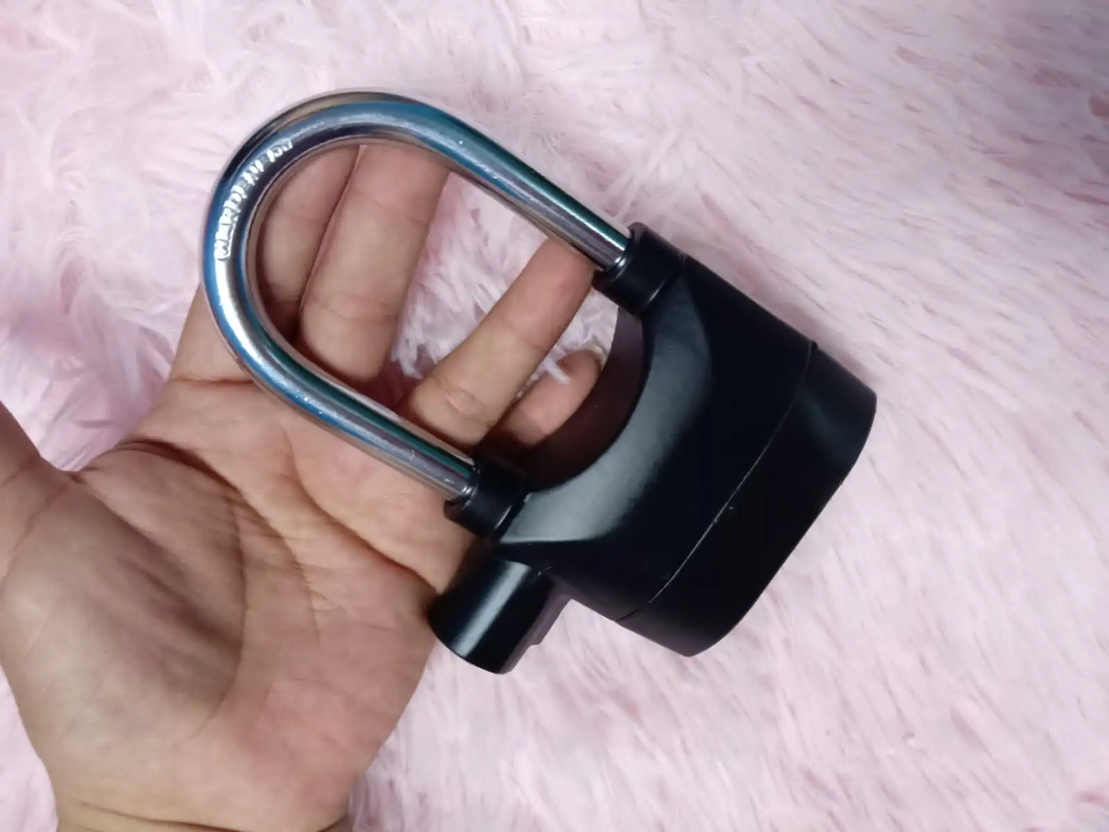 Candado de seguridad con alarma 4