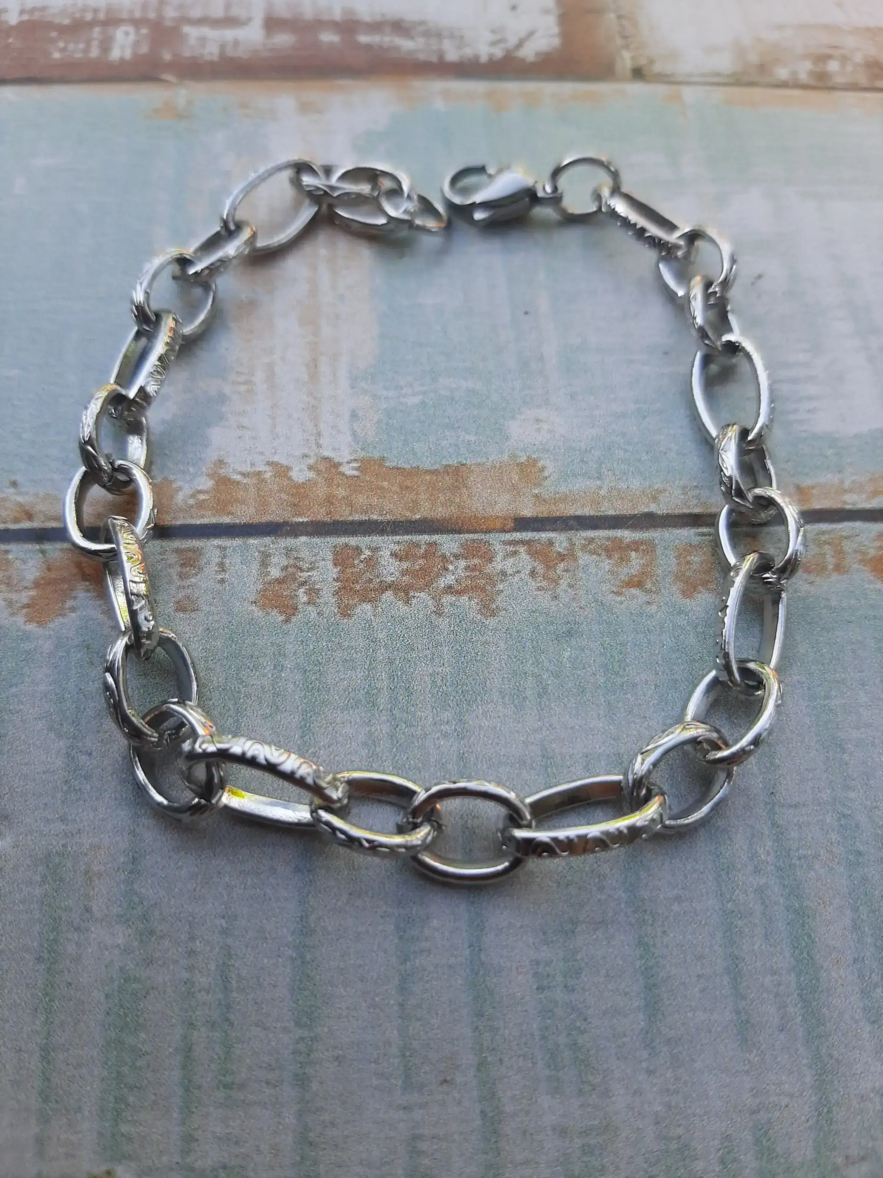 Pulsera de acero quirúrgico 