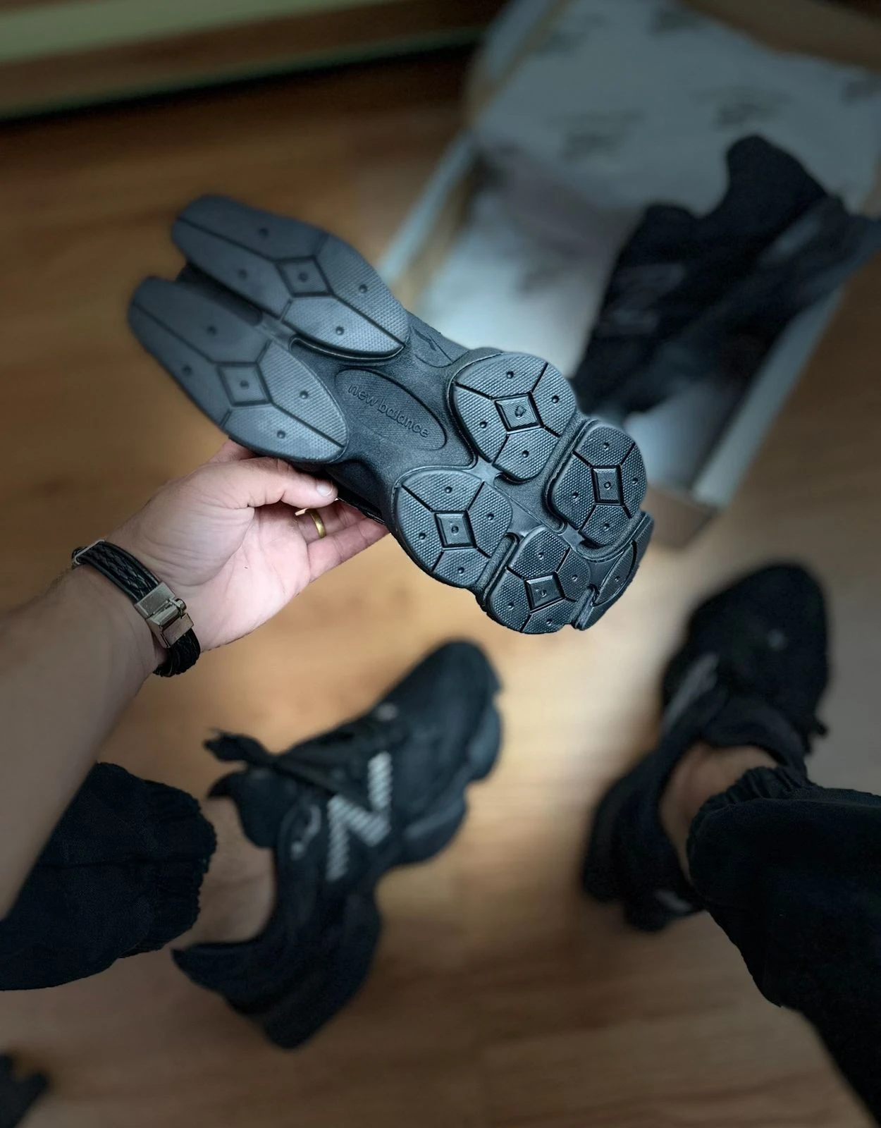 TÊNIS NEW BALANCE 9060 COURO  5