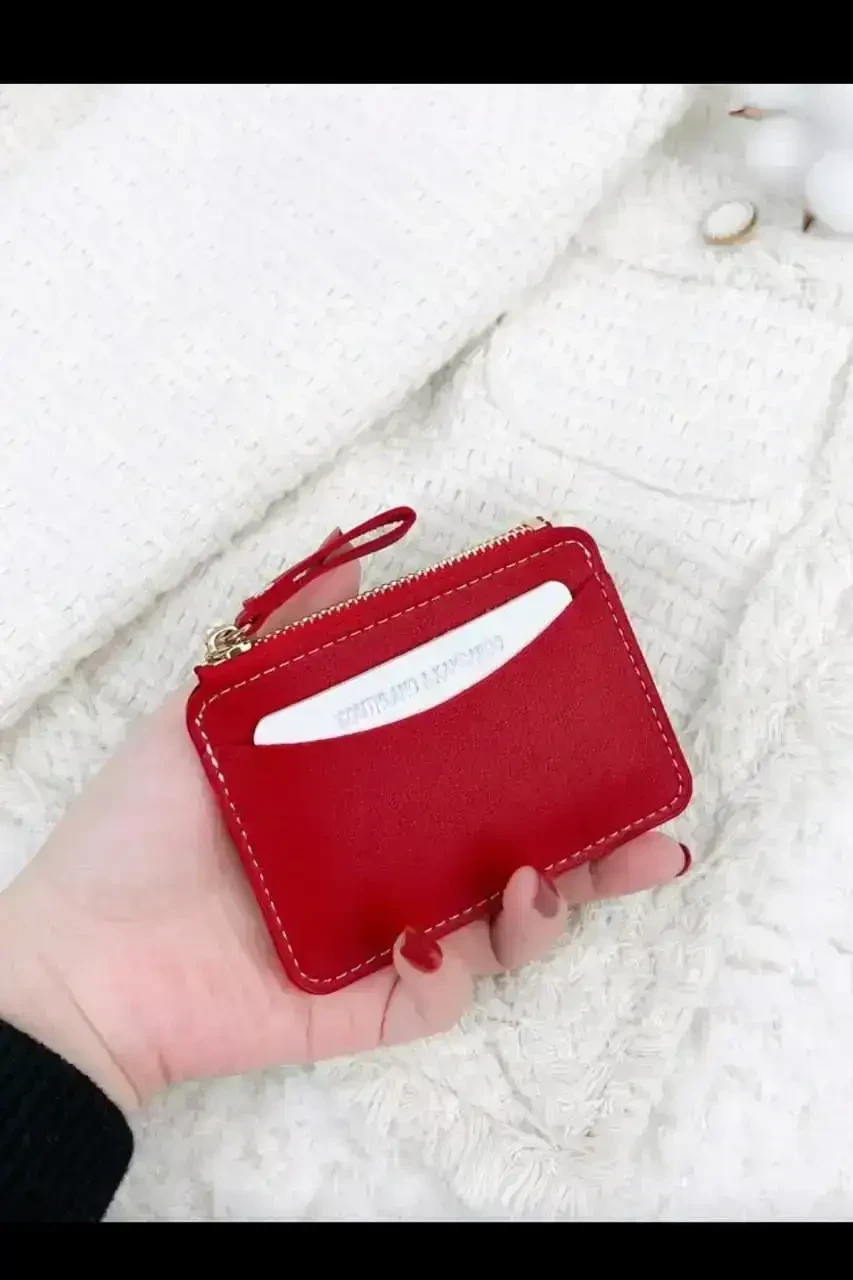Monedero Tarjetero Southland Ultra-Slim– Diseño Minimalista en Poliuretano con Cierre Dorado.