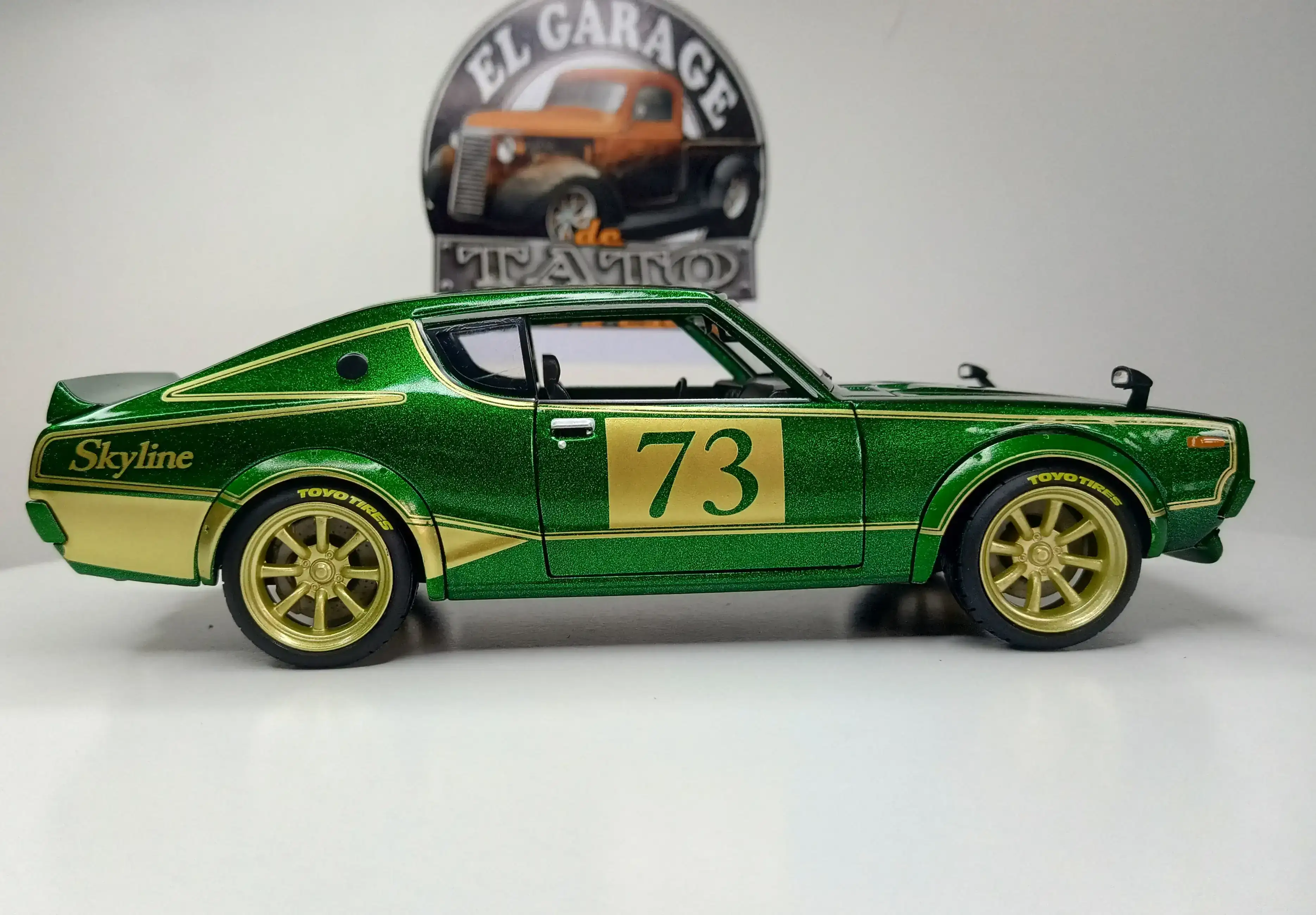 Nissan Skyline 2000 gtr 1973  2