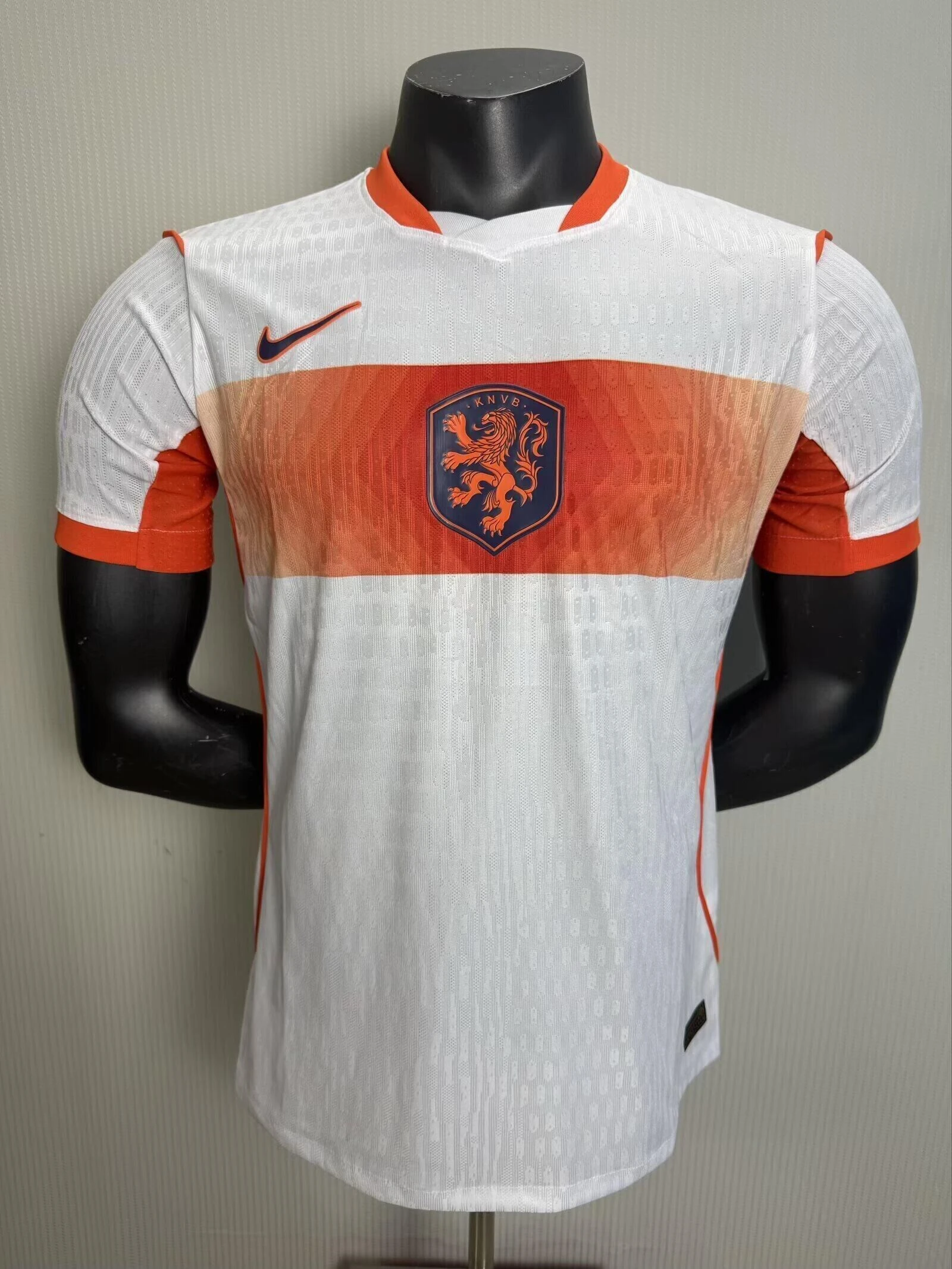 CAMISETA IMPORTADA VERSION JUGADOR HOLANDA 