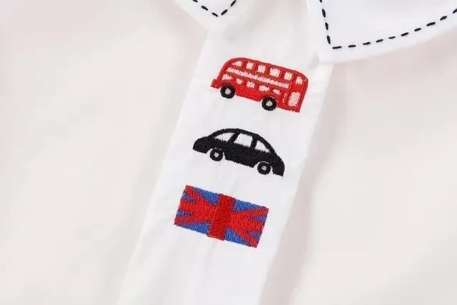 TRAJE ELEGANTE A 5