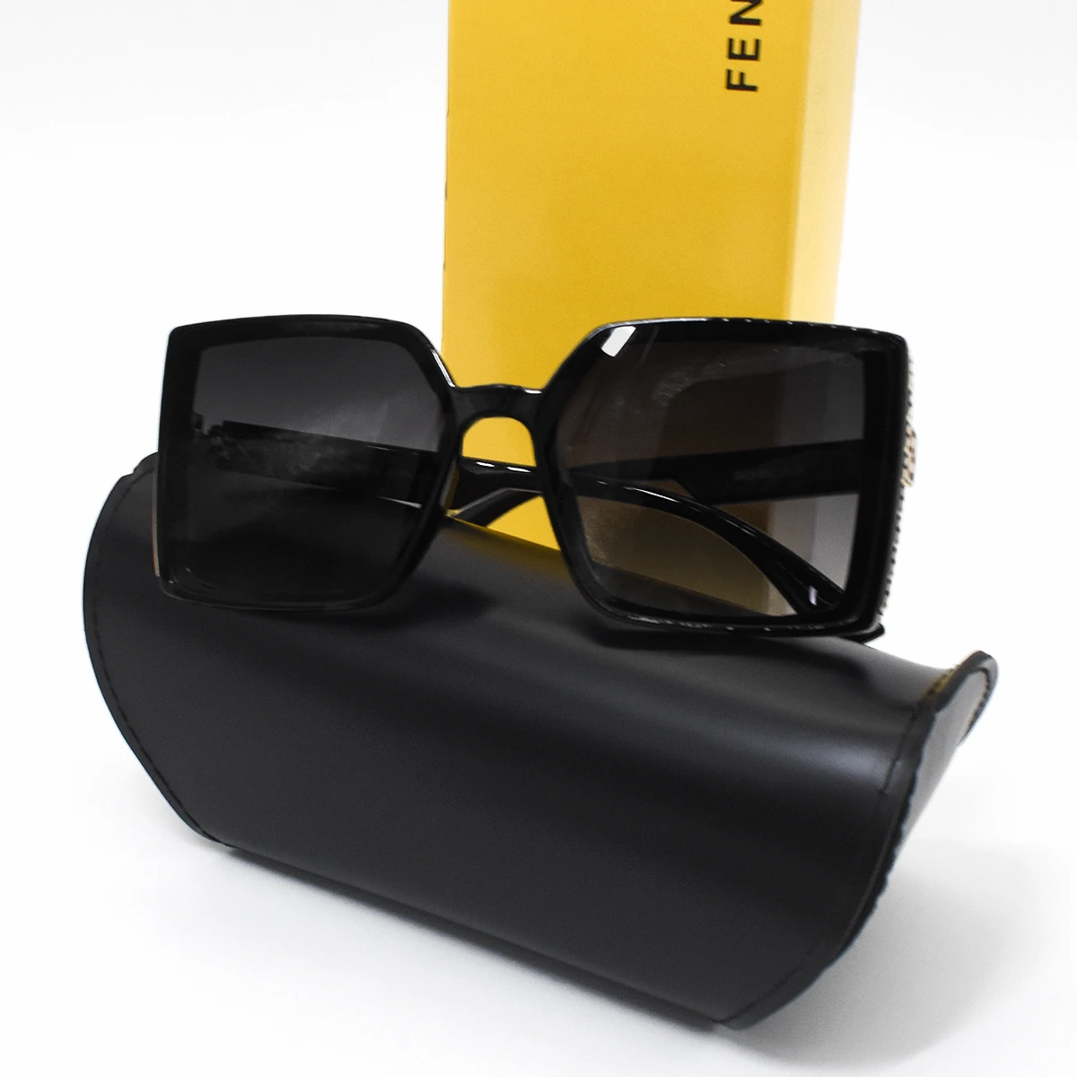Lentes de Sol FENDI 2