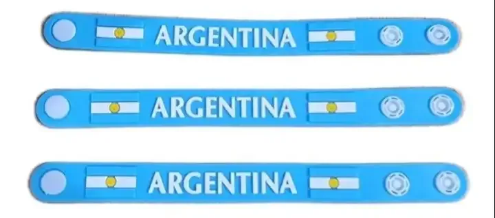 Pulsera Argentina de silicona con broche  2