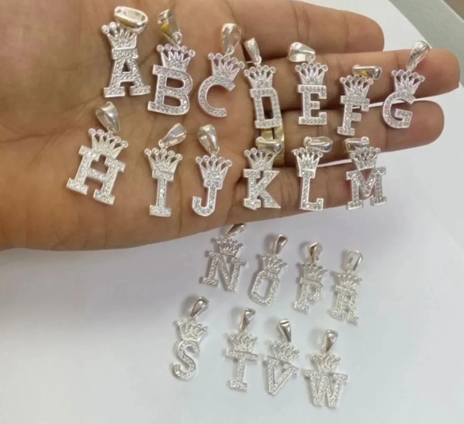 Dije Letra con Corona A-Z 2