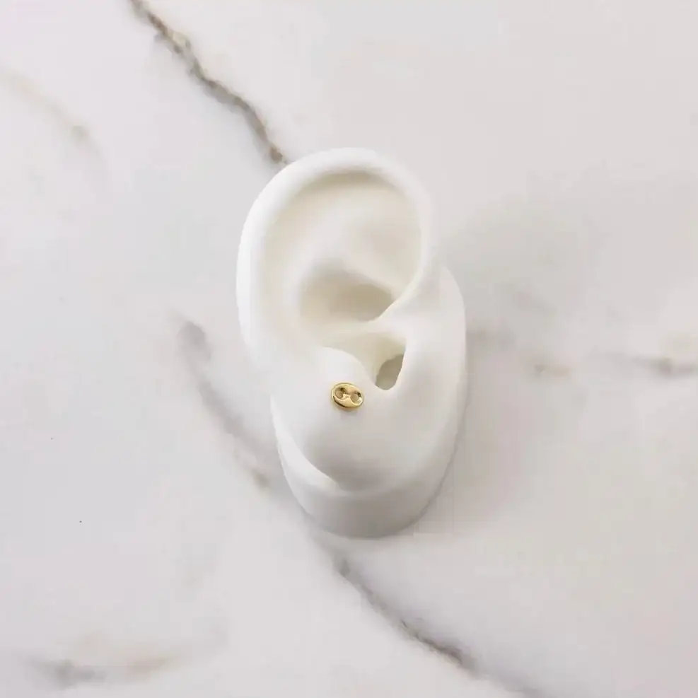 Topo Gucci 4mm / Oro amarillo 3