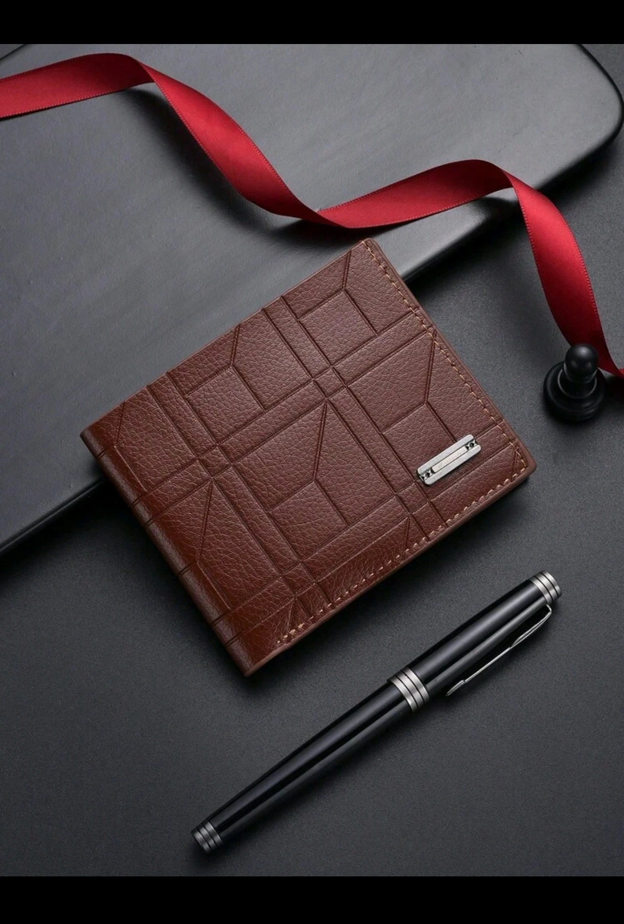 Billetera Ejecutiva Minimalista - Billetera de Poliuretano Premium con Grabado Geométrico 6