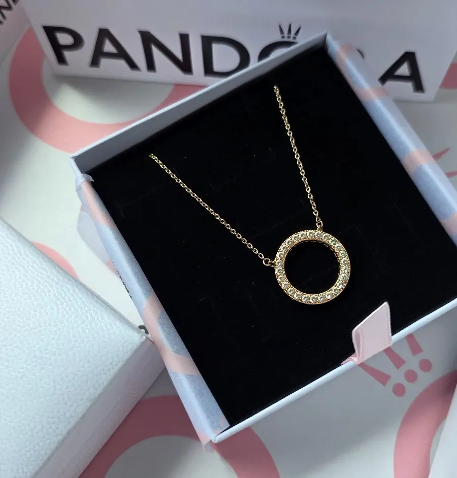 Pandora Rose Gold hearts of circle necklace 
