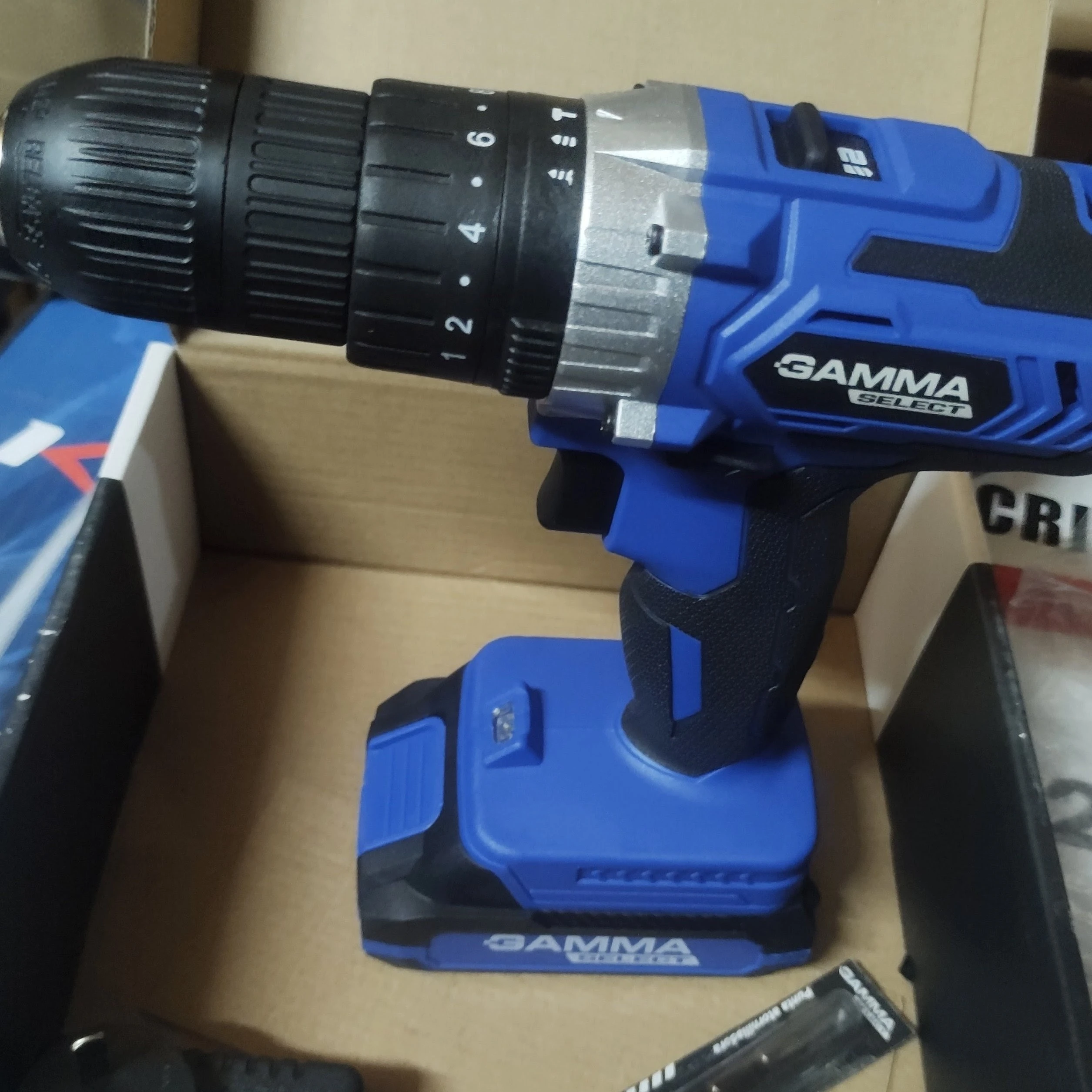 TALADRO ATORNILLADOR A BATERÍA 13MM 6