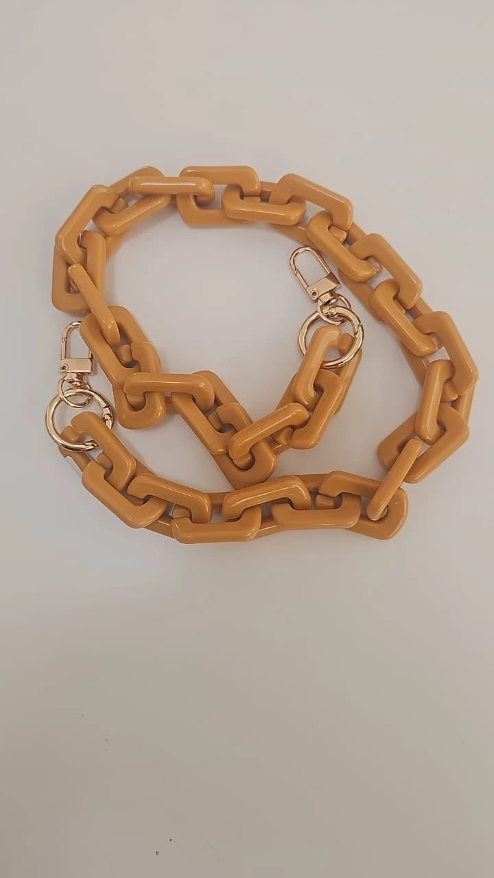 CADENAS DE 60CM ACRILICAS 3