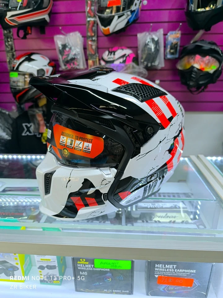 CASCO STREEETFIGHTER MT HELMETS BLANCO/ROJO