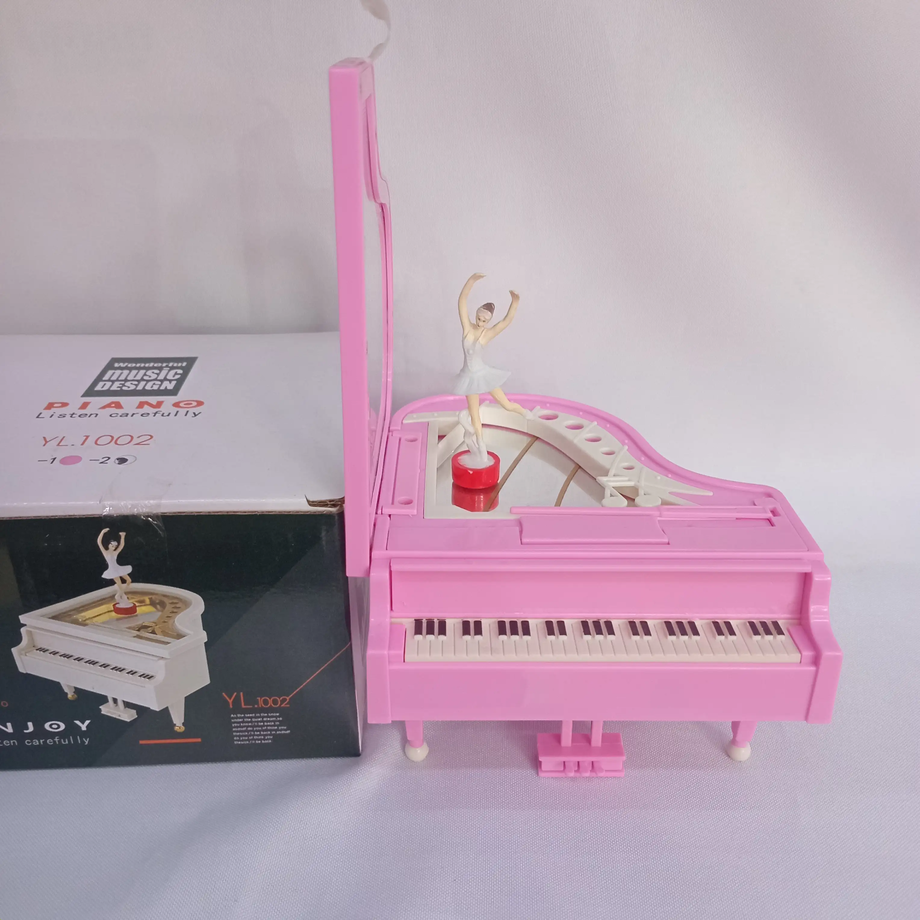 Caja musical piano