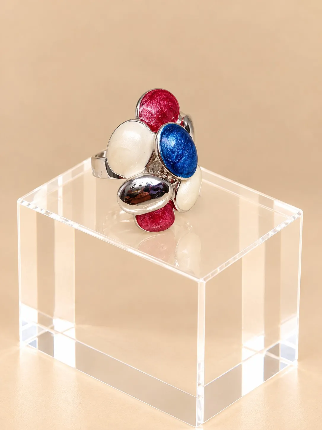 Anillo de gotas de colores esmaltados