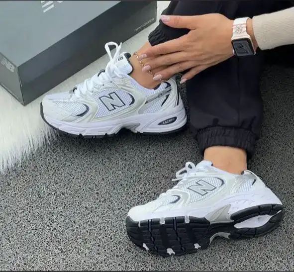 NEW BALANCE 530