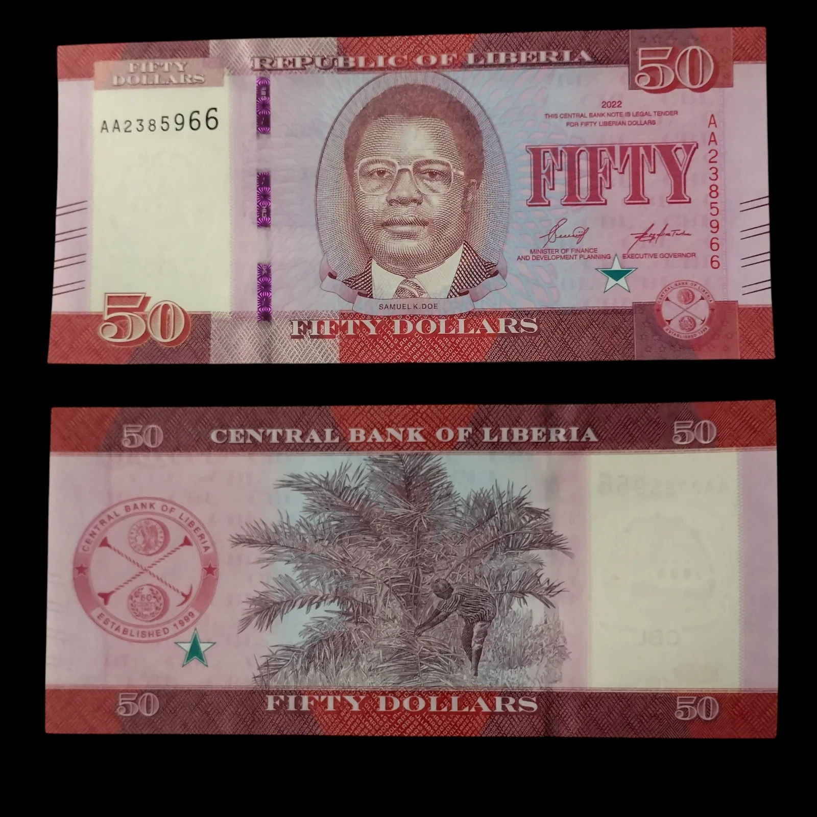 • Liberia 50 dolares UNC