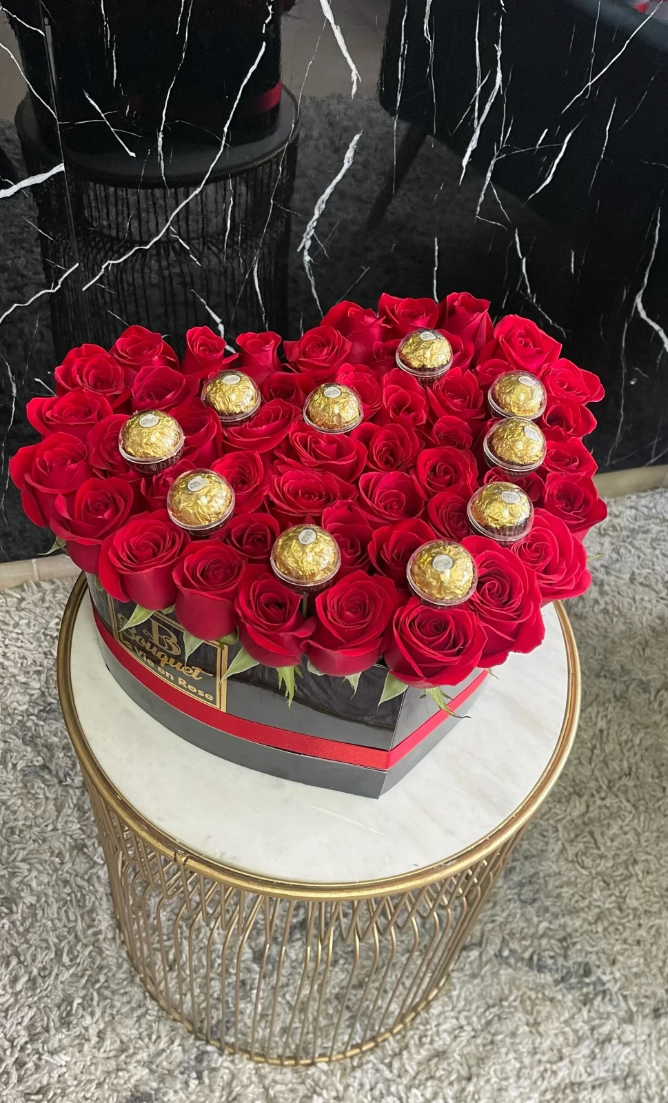 Corazon mediano con ferreros 