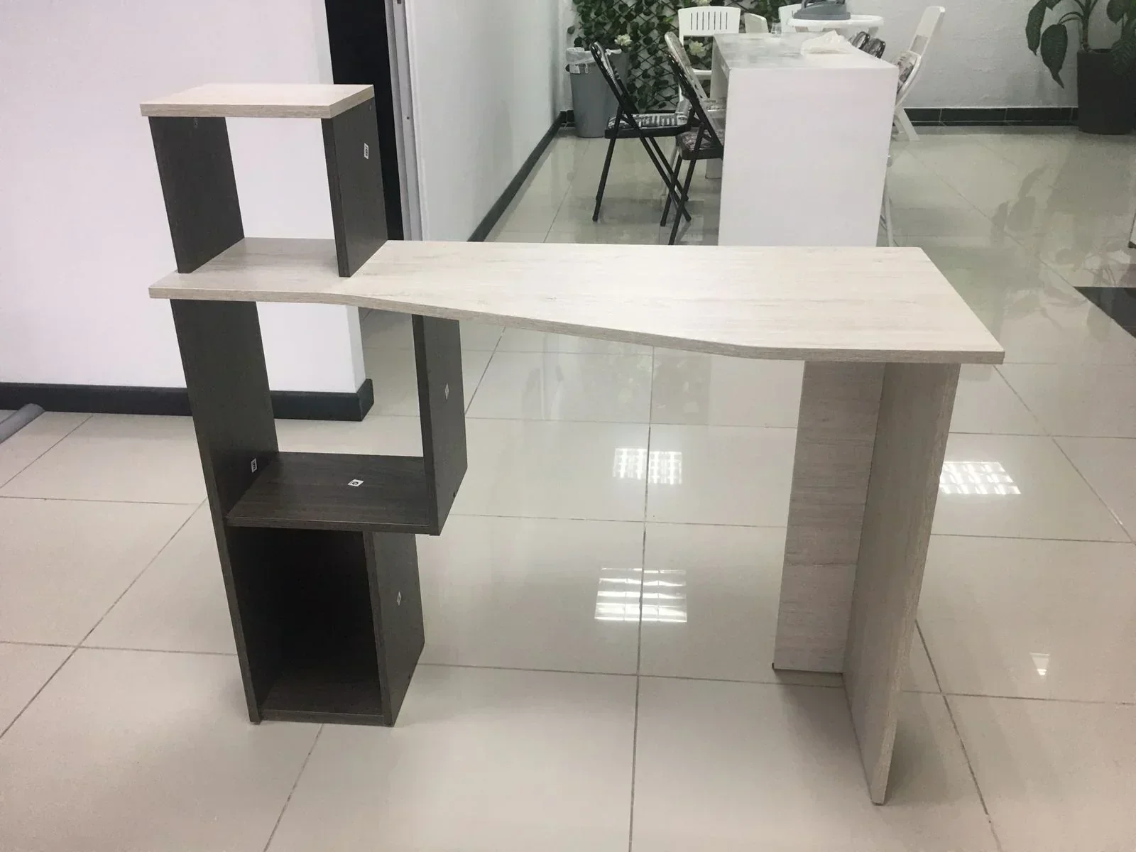 Combo Escritorio y Silla Ergonómica  5
