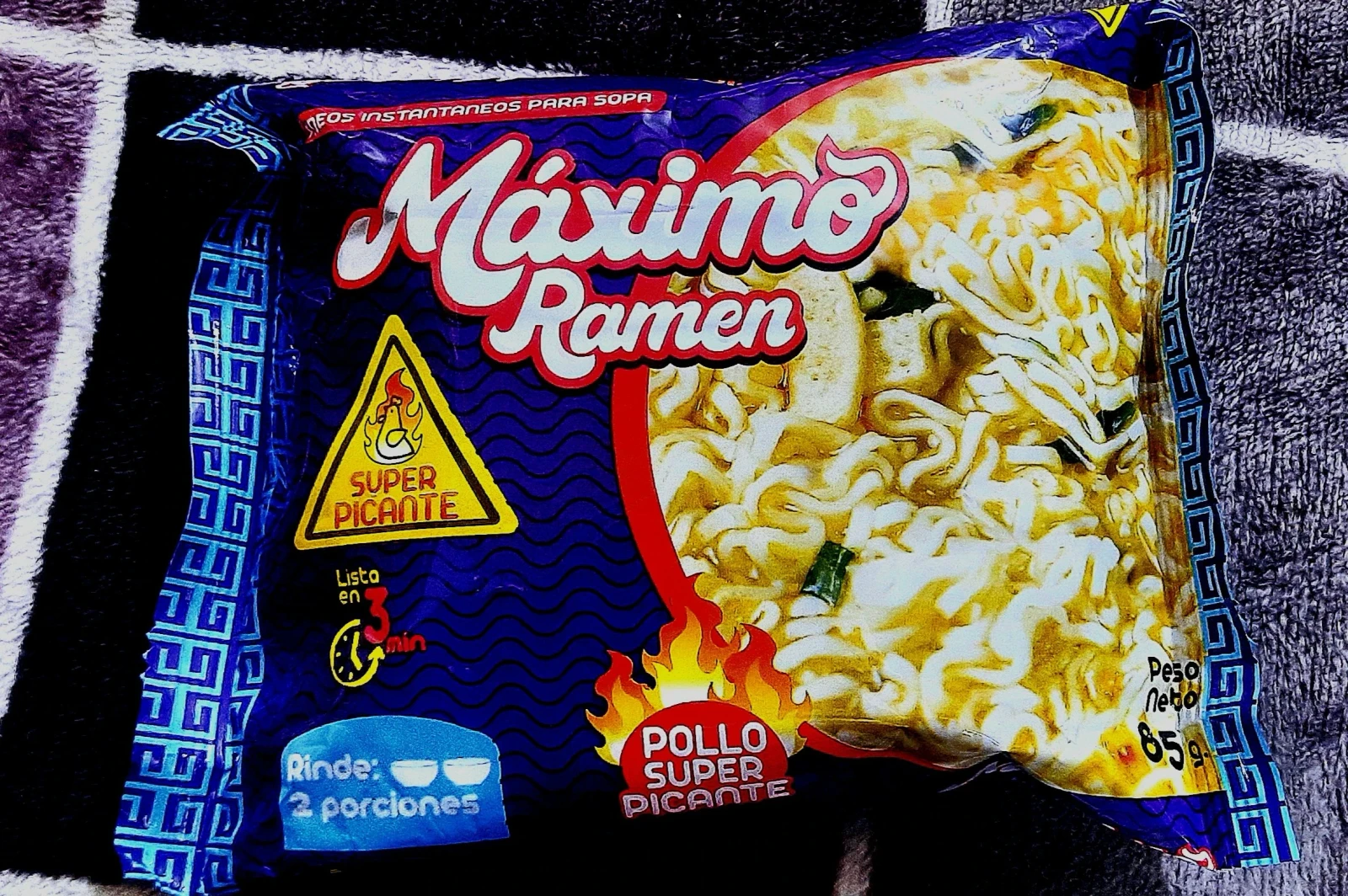 MAXIMO RAMEN POOLO SUPER PICANTE 85g 