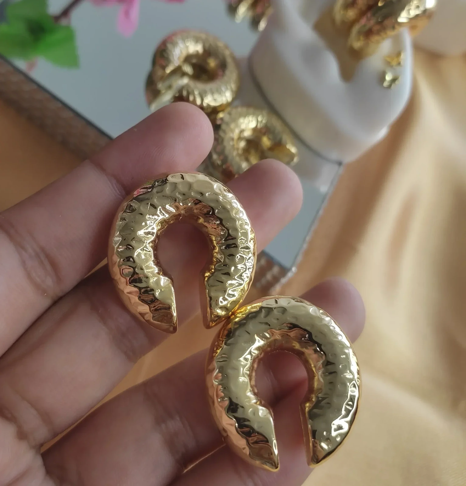EARCUFF MAXI CHUNKY TEXTURE 2