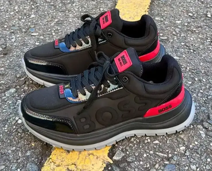 HUGO BOSS NEGRO ROJO  3