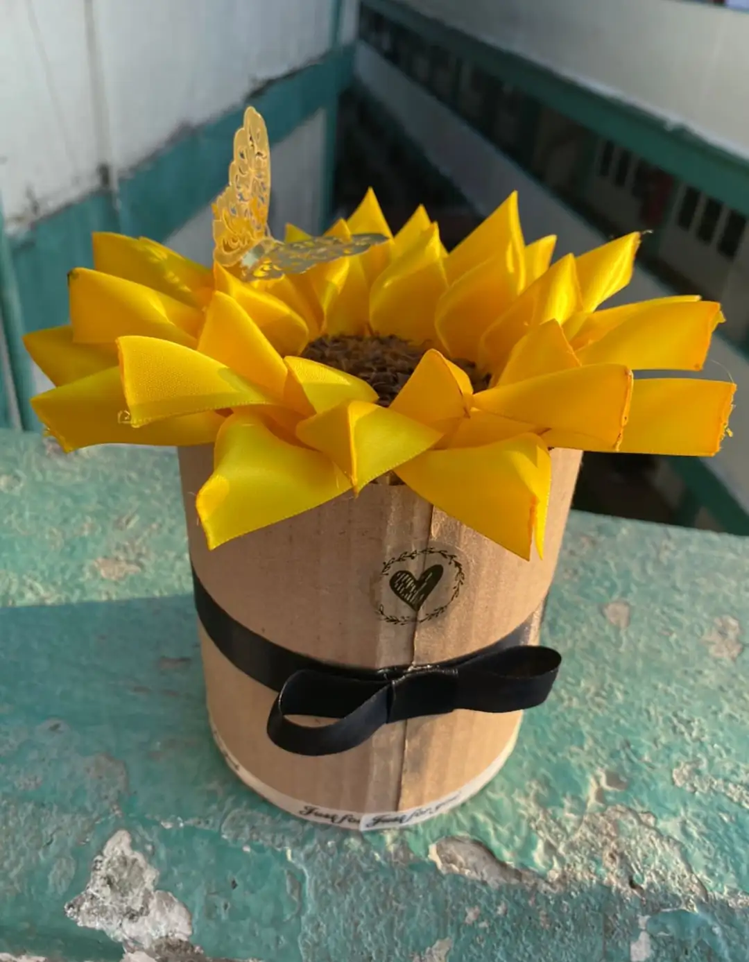 CAJA GIRASOL ENTERNO 2