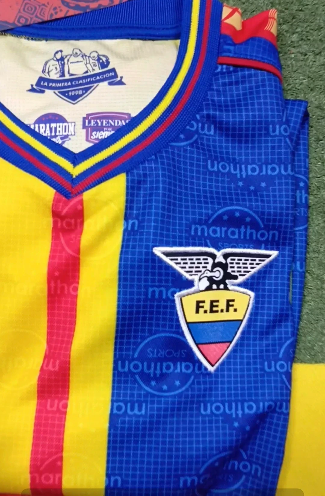 LEYENDA KAVIEDES ECUADOR 1998