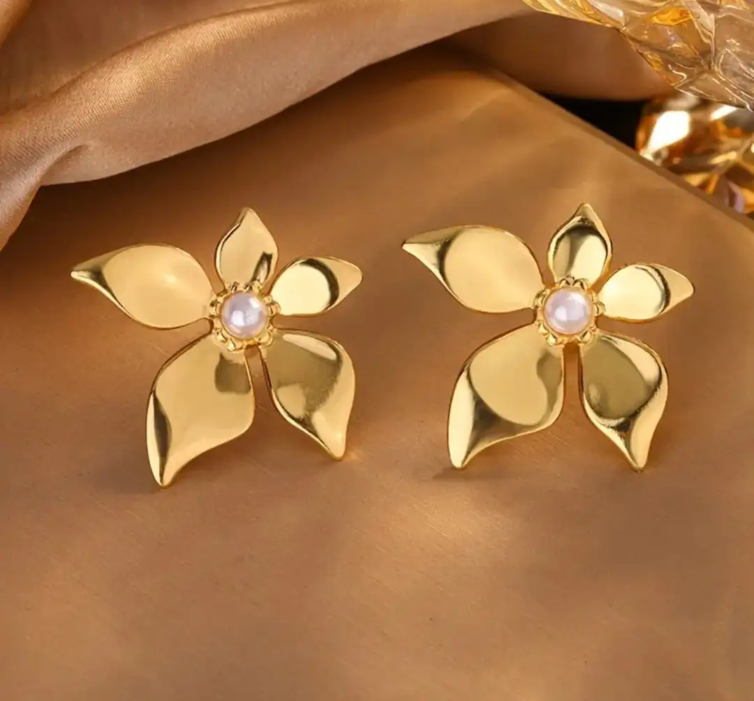 Aretes diseño flor 