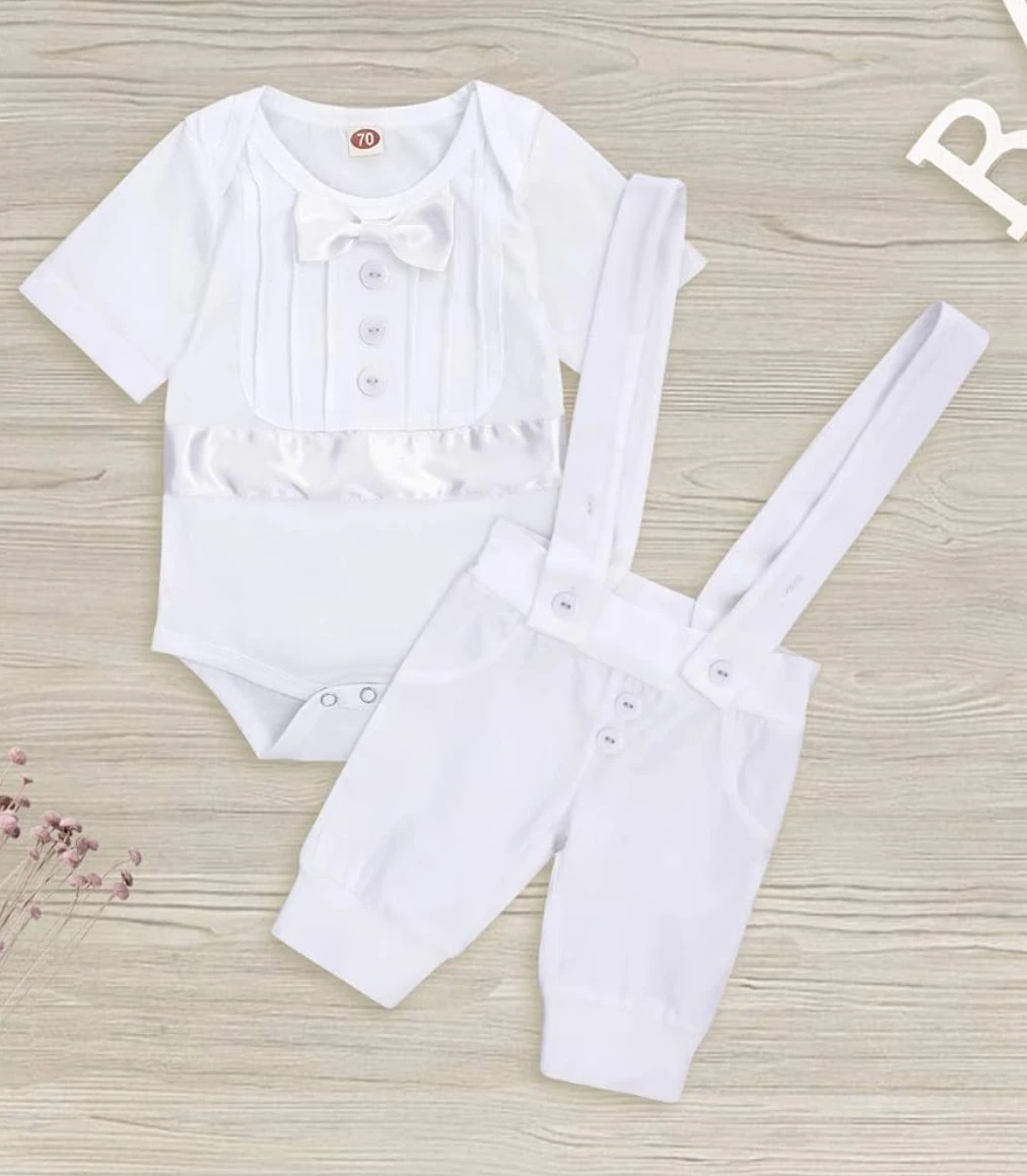 TRAJE BLANCO PARA BEBÉ 