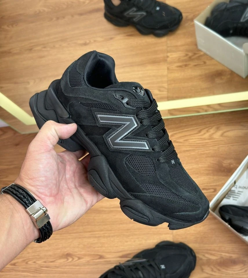 TÊNIS NEW BALANCE 9060 COURO