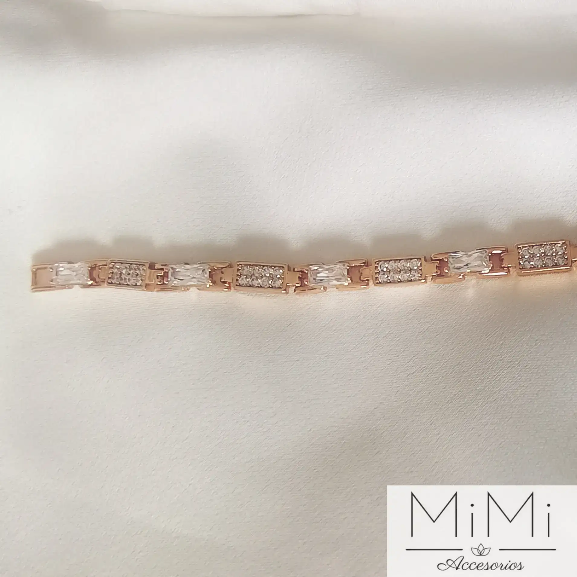 Pulsera bañada en oro dorada 3