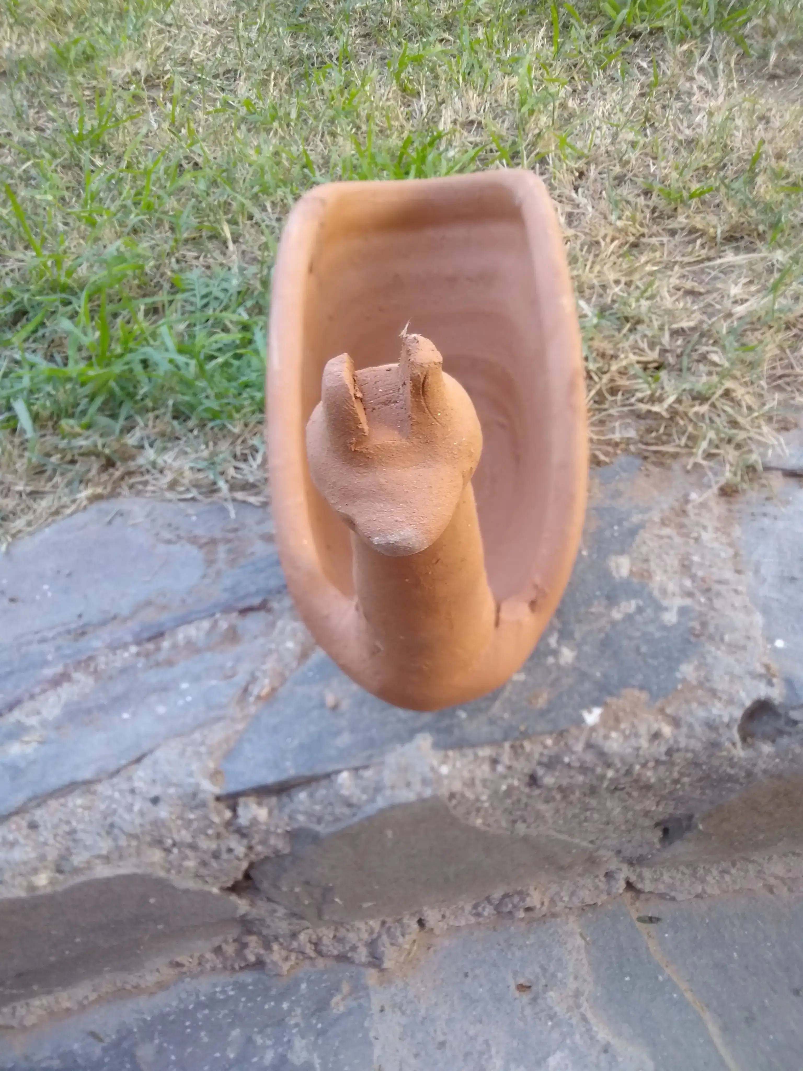 Maceta terracota Llama 3