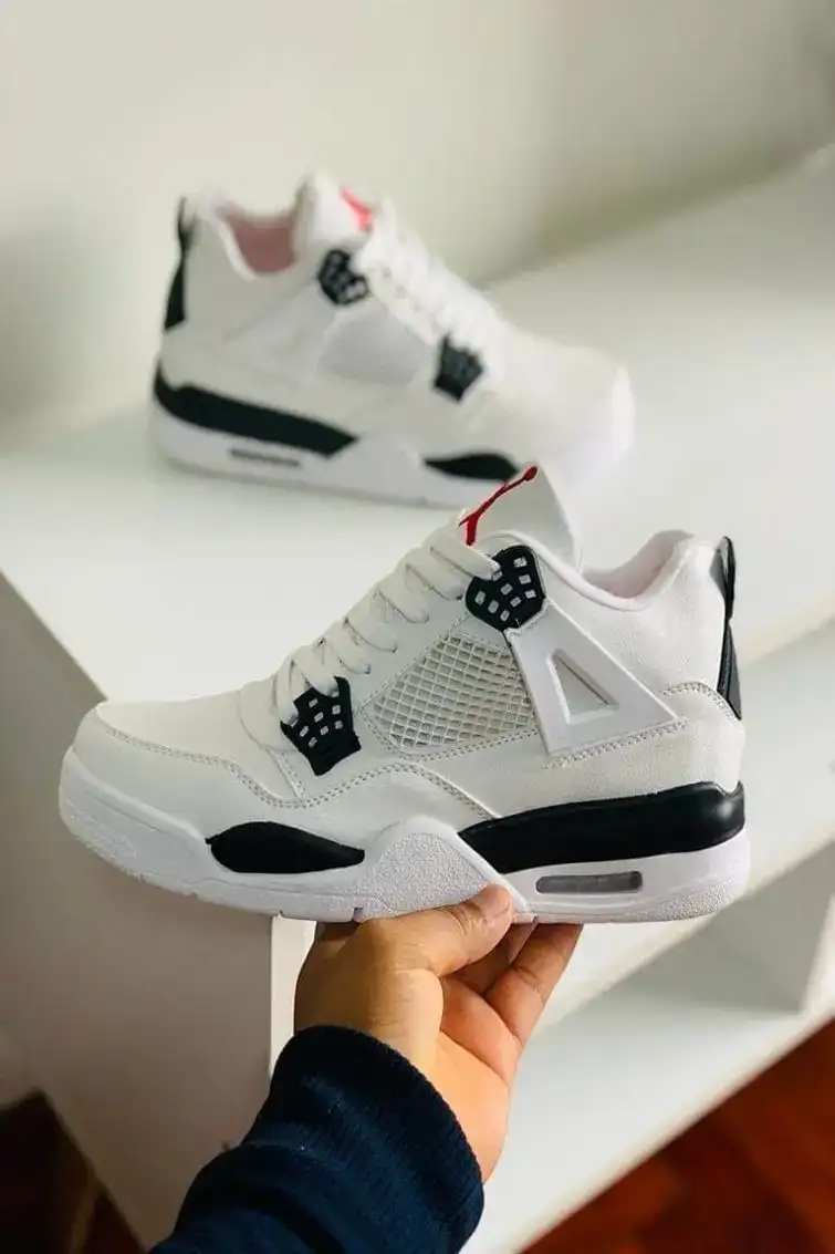 Jordan 4 Retro (hombre)