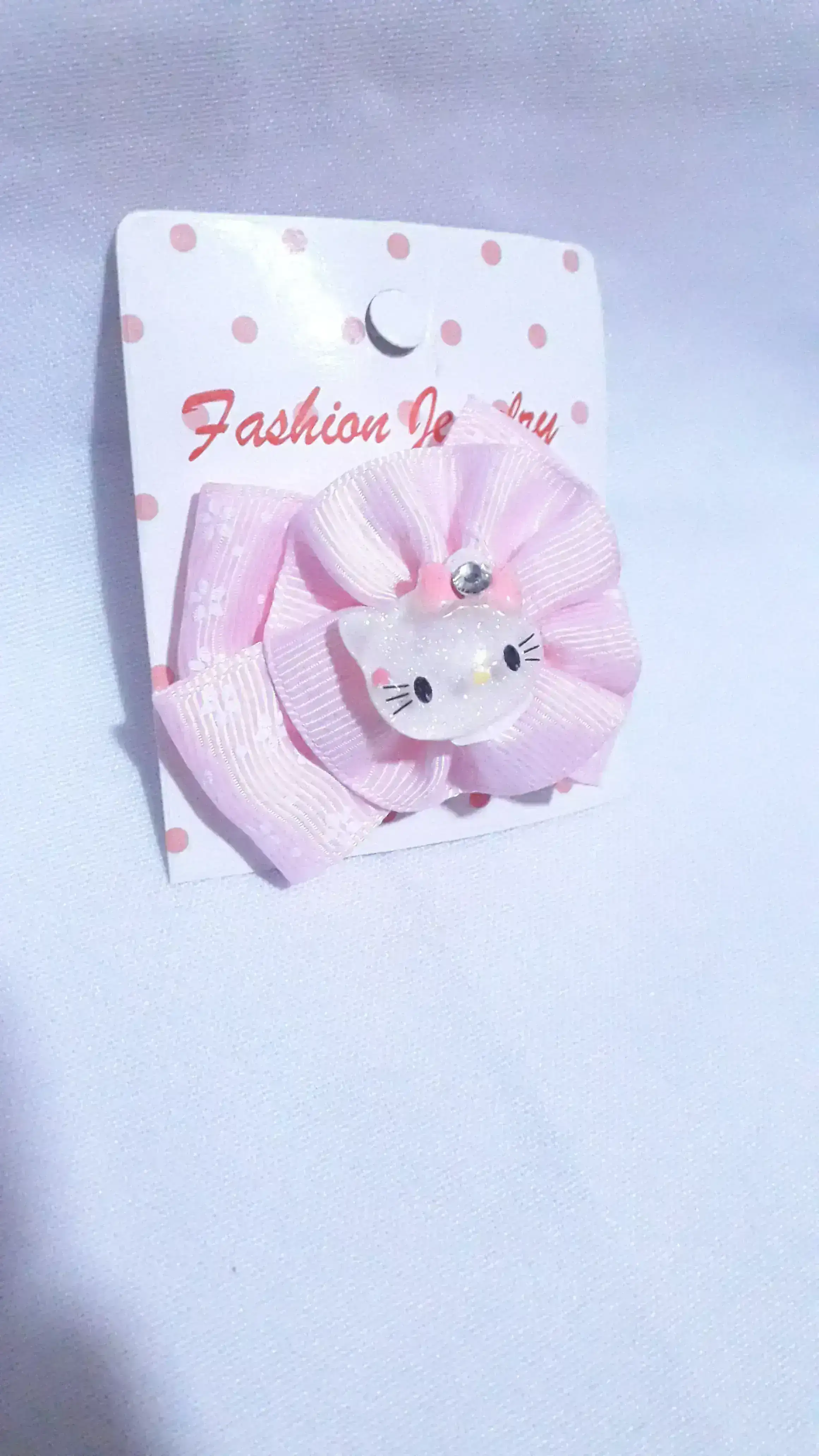 Ganchito hello kitty con grille