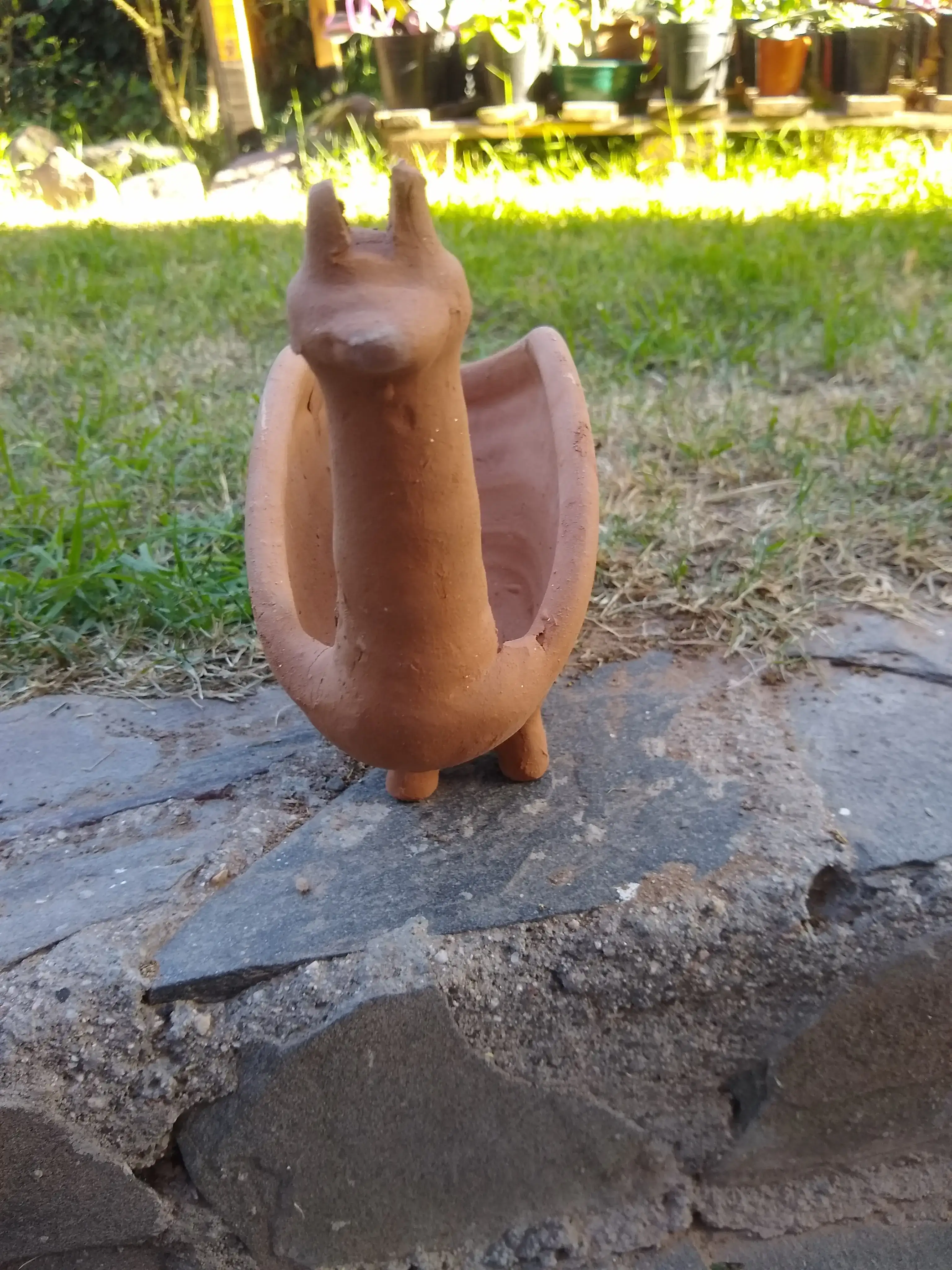 Maceta terracota Llama 2