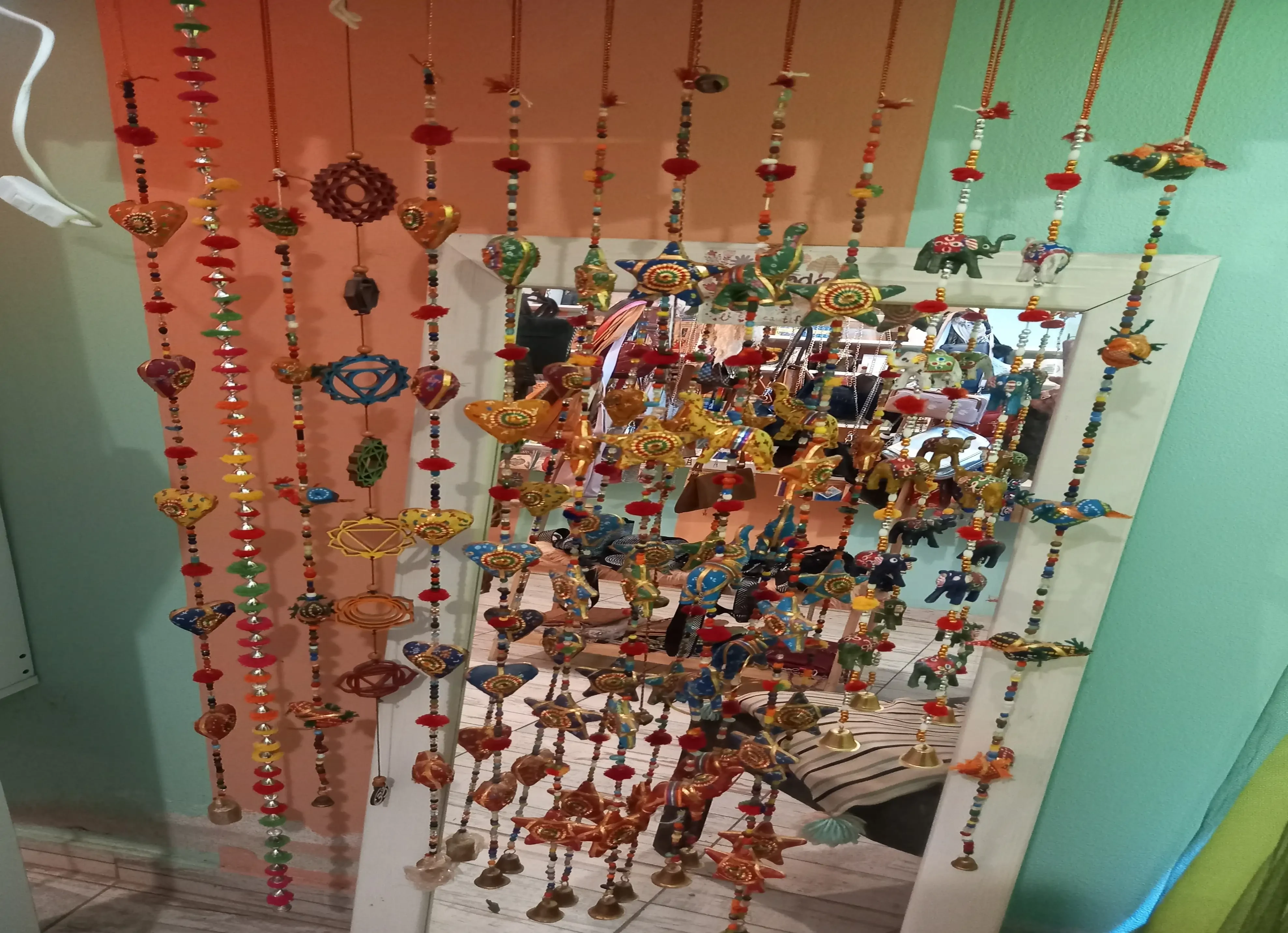 Tiras de armonizadores de espacio