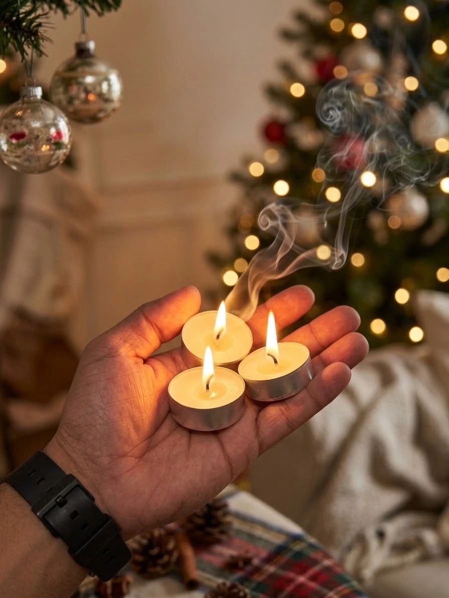 PAQUETE DE 10 VELAS AROMATICAS CON DISEÑO NAVIDEÑO 3