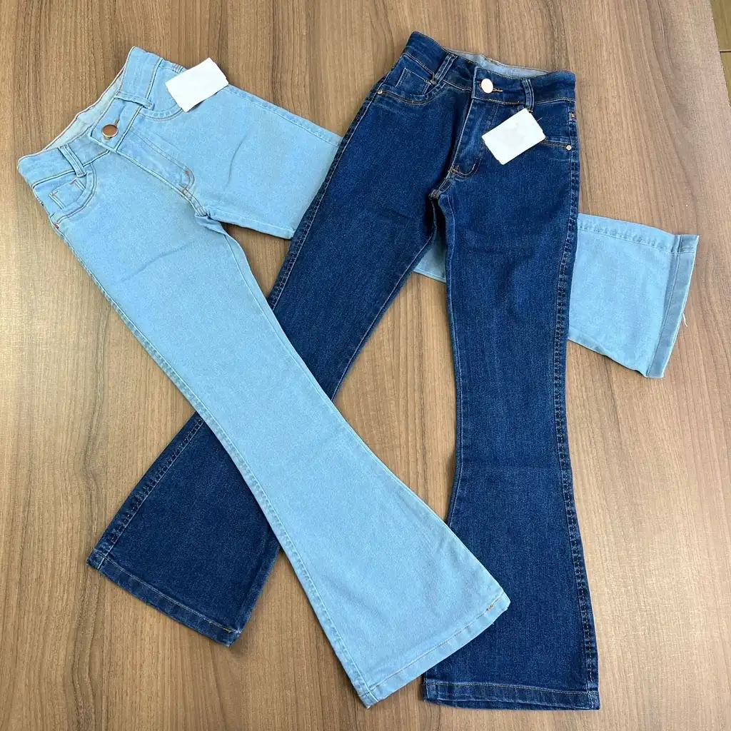 Calça Flare Jeans