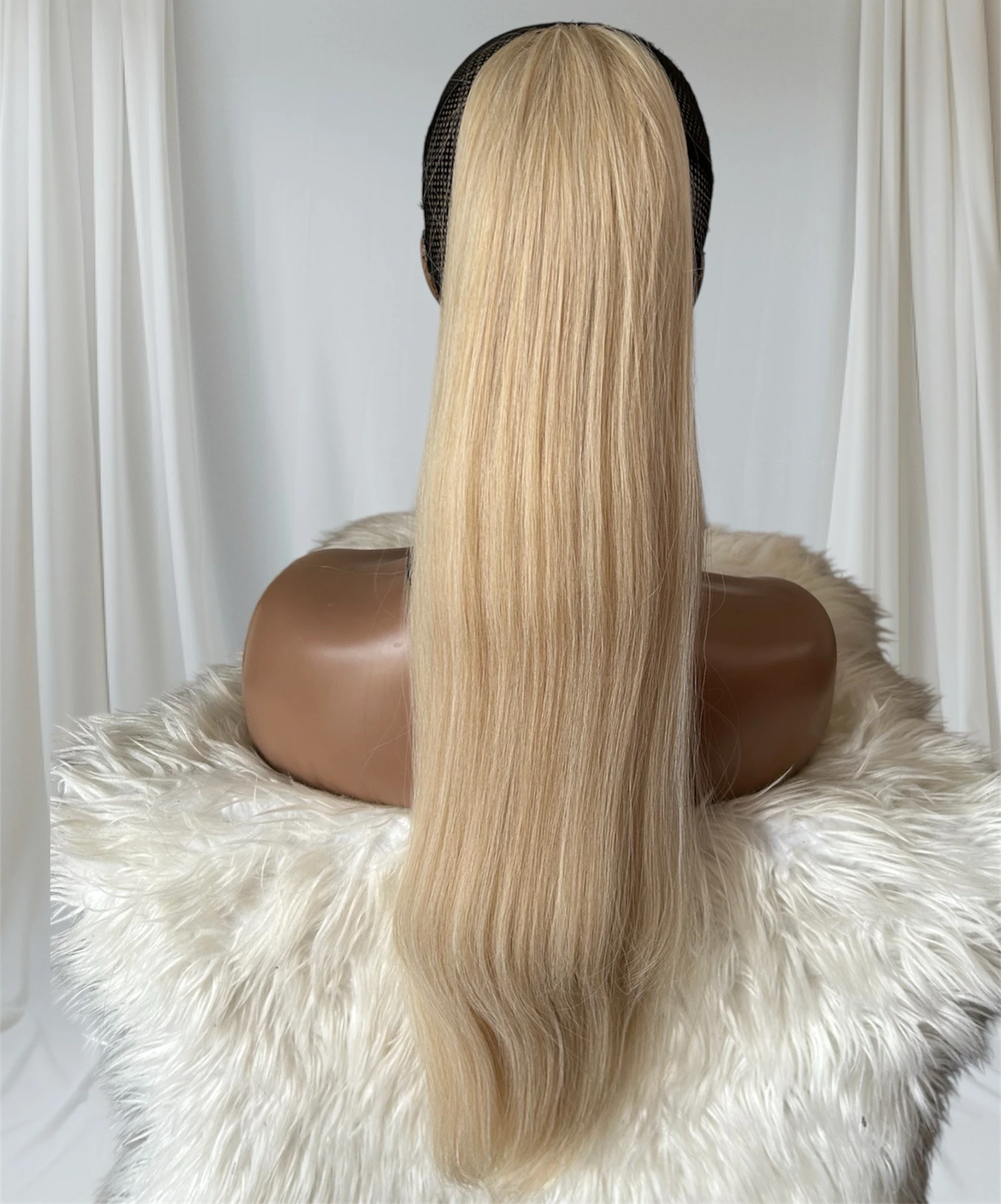 Cola semi Rubia 28”  2
