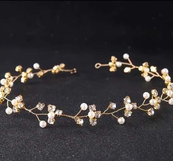 TIARA DE CRISTAL DORADA 