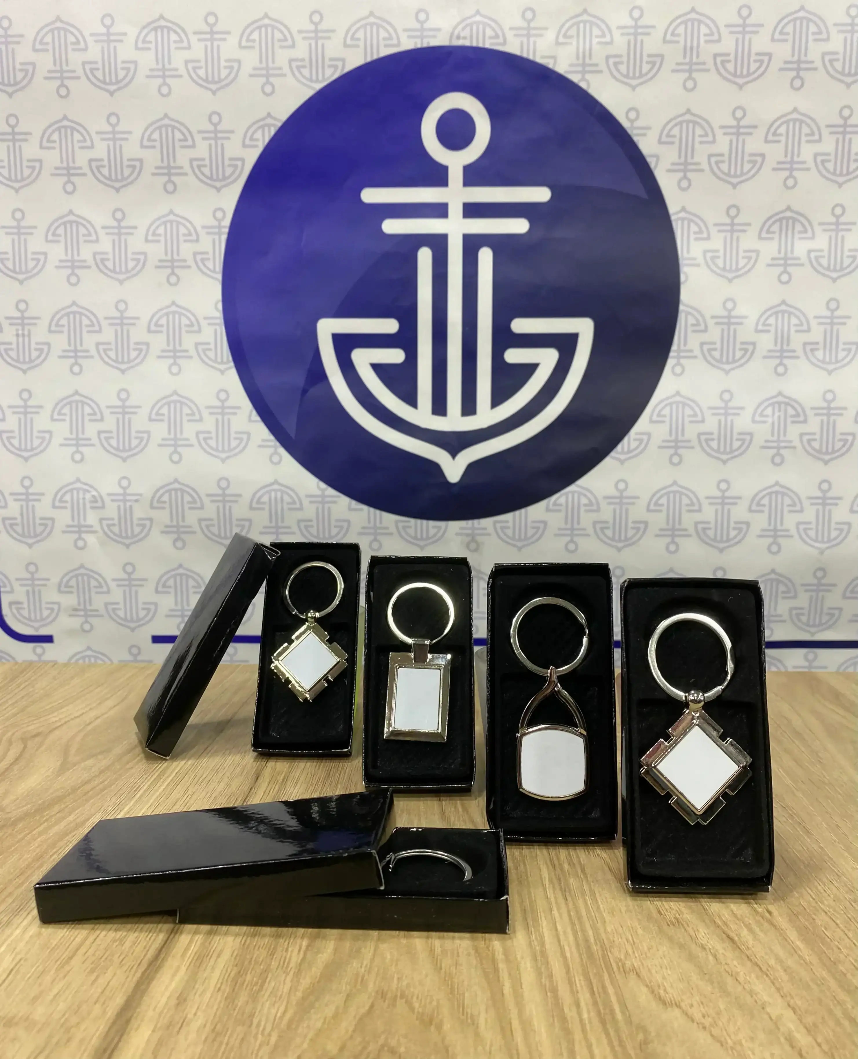 LLAVERO SUBLIMABLE CON ESTUCHE