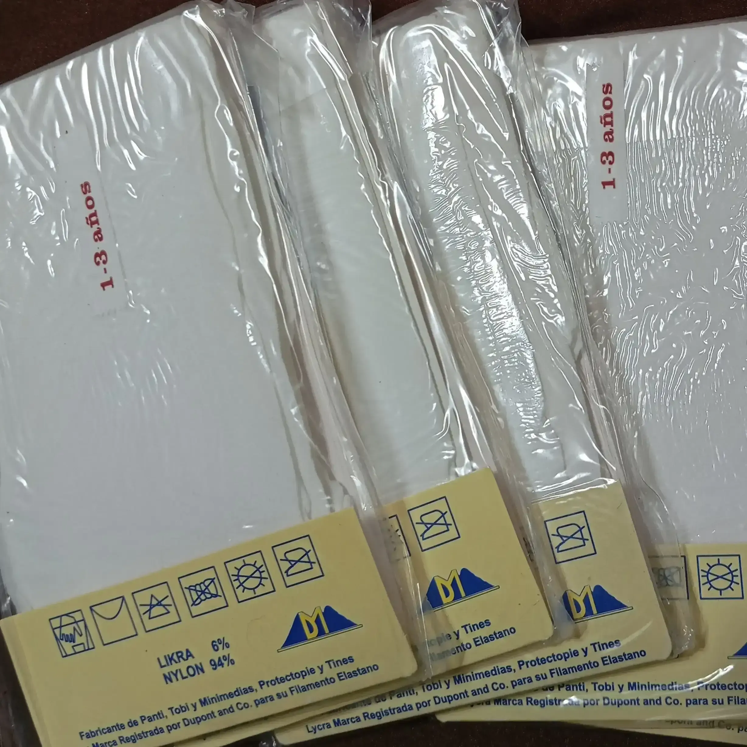Mallita de nylon lisa DIMSA 1-3 y 4-6 años blanca