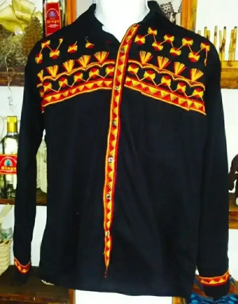 Camisa típica de Tlahui 18