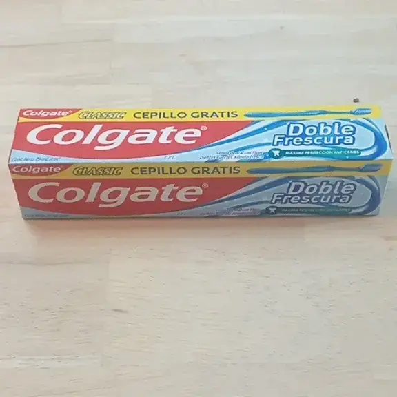 Colgate doble frescura 